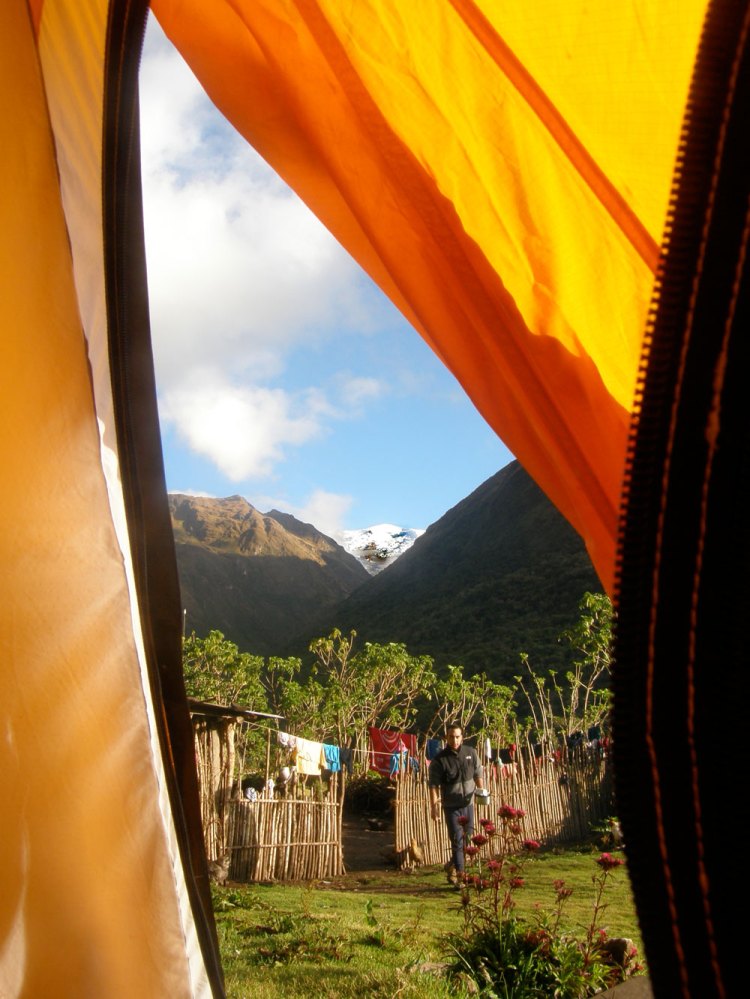 El imponente Padreyoc desde nuestra carpa en Totora