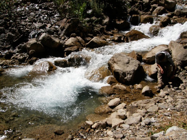 Yuracmayo; el agua fria perfecta para reponer los pies